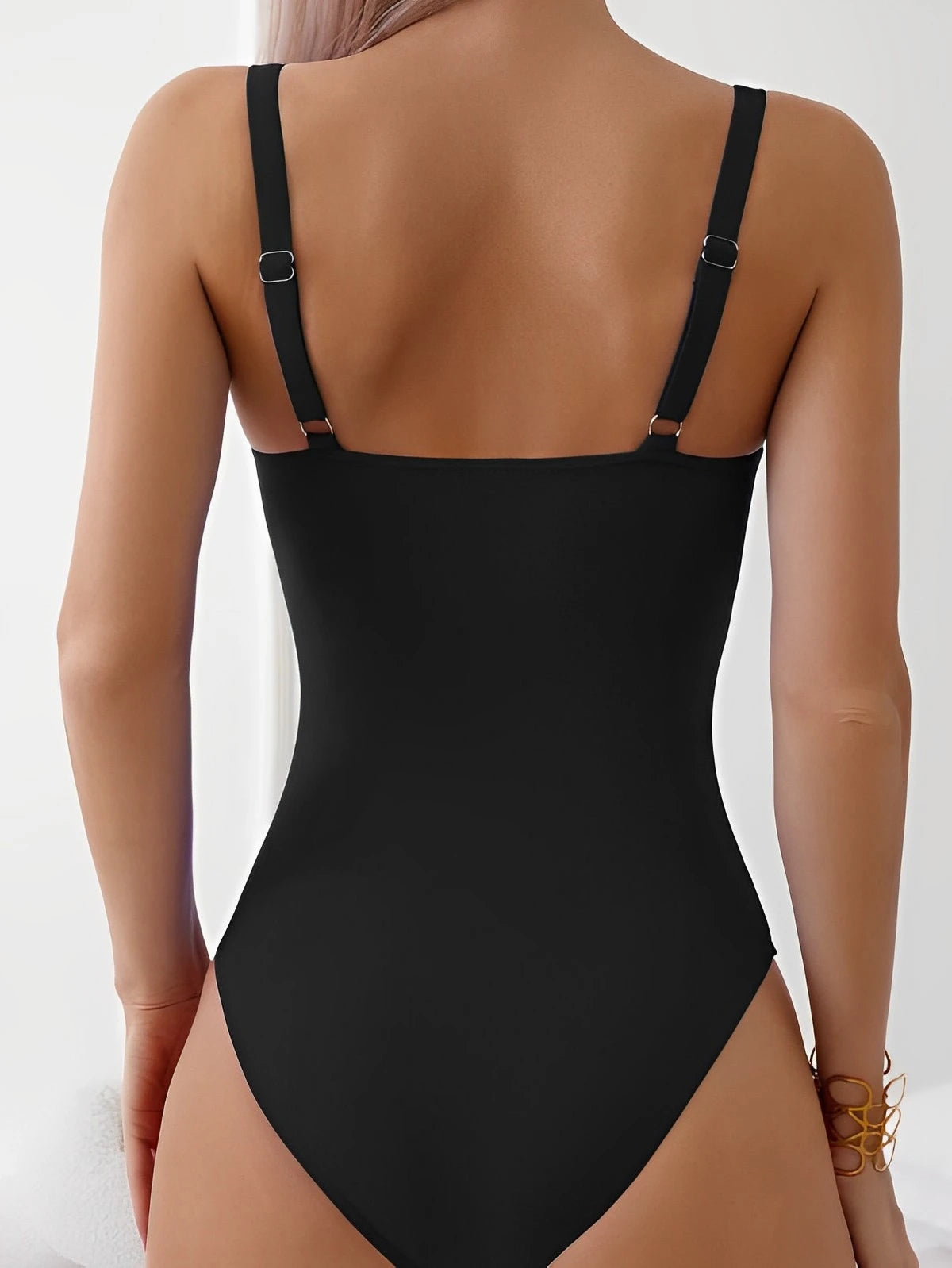 2024  One Piece Swimwear Women Sexy Beachwear